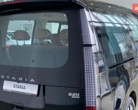 Хендай Staria, объемом двигателя 2.2 л и пробегом 0 тыс. км за 63273 $, фото 2 на Automoto.ua