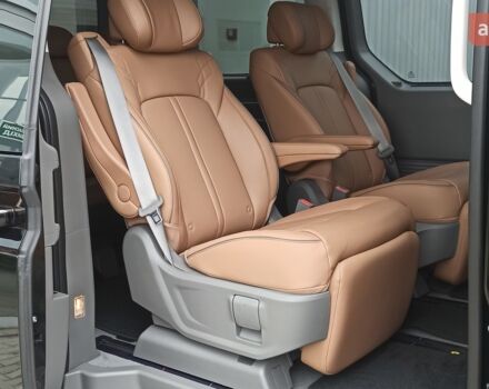 Хендай Staria, объемом двигателя 2.2 л и пробегом 0 тыс. км за 63829 $, фото 37 на Automoto.ua