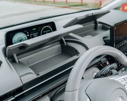 Хендай Staria, объемом двигателя 2.2 л и пробегом 0 тыс. км за 63269 $, фото 6 на Automoto.ua