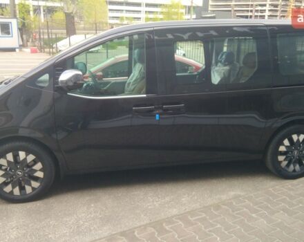 Хендай Staria, объемом двигателя 2.2 л и пробегом 0 тыс. км за 62244 $, фото 2 на Automoto.ua