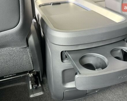 Хендай Staria, объемом двигателя 2.2 л и пробегом 0 тыс. км за 63316 $, фото 10 на Automoto.ua