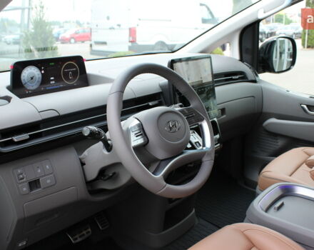 Хендай Staria, объемом двигателя 2.2 л и пробегом 0 тыс. км за 63829 $, фото 8 на Automoto.ua