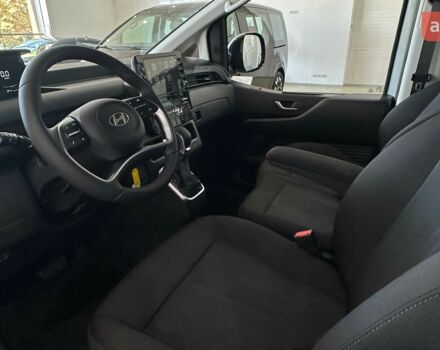 Хендай Staria, объемом двигателя 2.2 л и пробегом 0 тыс. км за 48095 $, фото 6 на Automoto.ua
