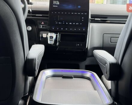 Хендай Staria, объемом двигателя 2.2 л и пробегом 0 тыс. км за 63528 $, фото 41 на Automoto.ua