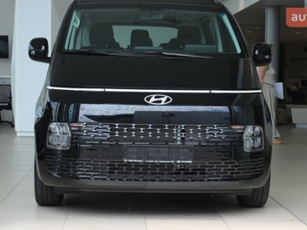 Хендай Staria, объемом двигателя 2.2 л и пробегом 0 тыс. км за 48106 $, фото 1 на Automoto.ua