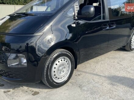 Хендай Staria, объемом двигателя 2.2 л и пробегом 0 тыс. км за 42091 $, фото 1 на Automoto.ua