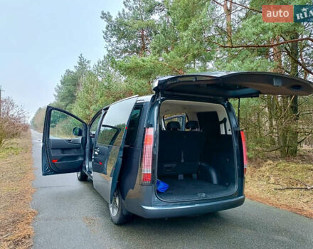 Серый Хендай Staria, объемом двигателя 2.2 л и пробегом 131 тыс. км за 35000 $, фото 14 на Automoto.ua