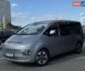 Серый Хендай Staria, объемом двигателя 2.2 л и пробегом 73 тыс. км за 41500 $, фото 17 на Automoto.ua