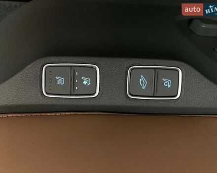 Серый Хендай Staria, объемом двигателя 2.2 л и пробегом 20 тыс. км за 60000 $, фото 16 на Automoto.ua