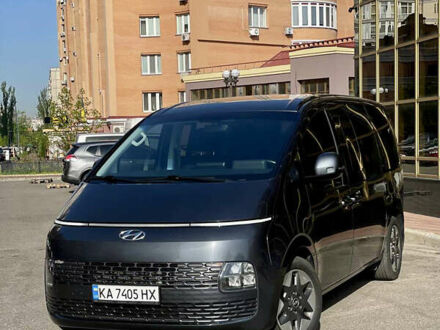 Хендай Staria 2021 у Києві на Automoto.ua Сірий Хендай Staria, об'ємом двигуна 2.2 л та пробігом 89 тис. км за 39400 $, фото 1 на Automoto.ua