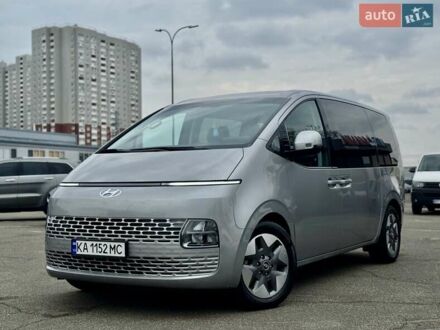 Хендай Staria 2023 у Києві на Automoto.ua Сірий Хендай Staria, об'ємом двигуна 2.2 л та пробігом 53 тис. км за 43000 $, фото 1 на Automoto.ua