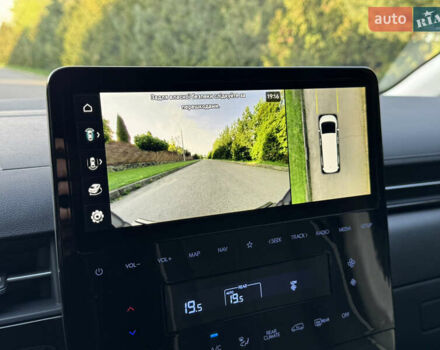 Синий Хендай Staria, объемом двигателя 2.2 л и пробегом 1 тыс. км за 65950 $, фото 47 на Automoto.ua