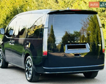 Синий Хендай Staria, объемом двигателя 2.2 л и пробегом 1 тыс. км за 65950 $, фото 16 на Automoto.ua