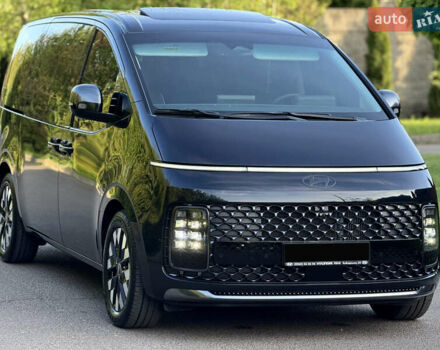 Синий Хендай Staria, объемом двигателя 2.2 л и пробегом 1 тыс. км за 65950 $, фото 88 на Automoto.ua