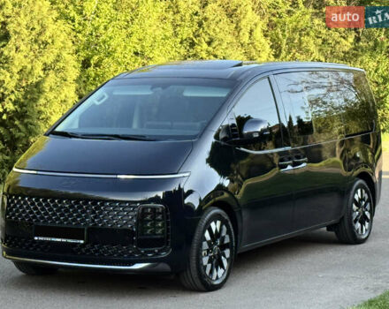 Синий Хендай Staria, объемом двигателя 2.2 л и пробегом 1 тыс. км за 65950 $, фото 5 на Automoto.ua