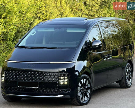 Синий Хендай Staria, объемом двигателя 2.2 л и пробегом 1 тыс. км за 65950 $, фото 82 на Automoto.ua