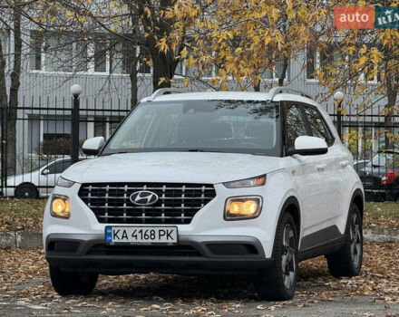 Білий Хендай Venue, об'ємом двигуна 1.59 л та пробігом 145 тис. км за 15300 $, фото 1 на Automoto.ua