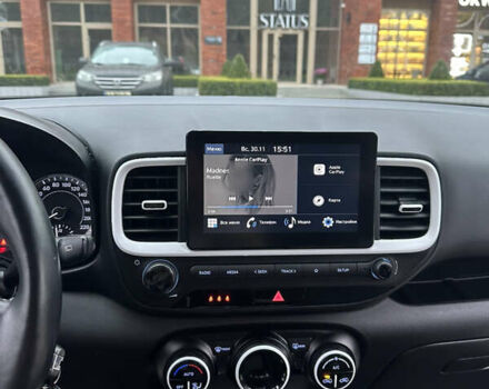 Белый Хендай Venue, объемом двигателя 1.59 л и пробегом 49 тыс. км за 19500 $, фото 25 на Automoto.ua