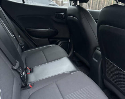 Белый Хендай Venue, объемом двигателя 1.59 л и пробегом 49 тыс. км за 19500 $, фото 13 на Automoto.ua