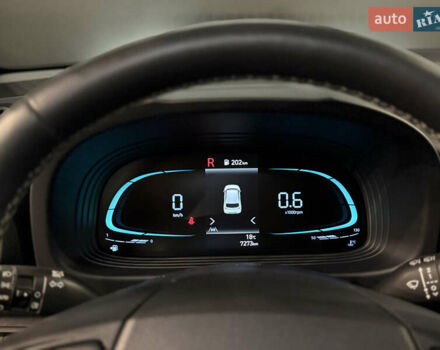 Белый Хендай Venue, объемом двигателя 1.6 л и пробегом 7 тыс. км за 22500 $, фото 28 на Automoto.ua