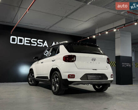 Белый Хендай Venue, объемом двигателя 1.6 л и пробегом 7 тыс. км за 22500 $, фото 5 на Automoto.ua