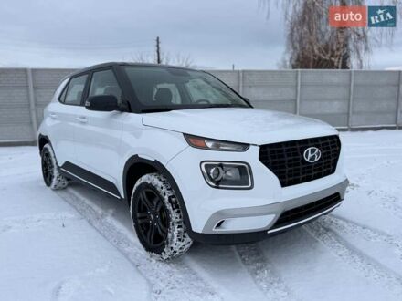 Белый Хендай Venue, объемом двигателя 1.59 л и пробегом 33 тыс. км за 14800 $, фото 1 на Automoto.ua