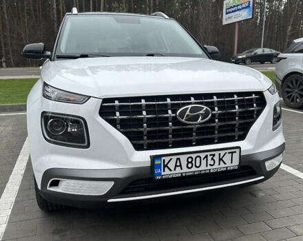 Белый Хендай Venue, объемом двигателя 1.59 л и пробегом 49 тыс. км за 19500 $, фото 1 на Automoto.ua