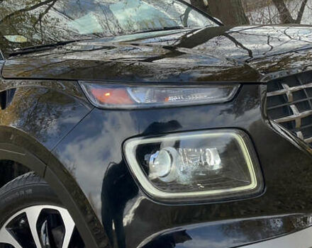 Черный Хендай Venue, объемом двигателя 1.59 л и пробегом 147 тыс. км за 14500 $, фото 12 на Automoto.ua