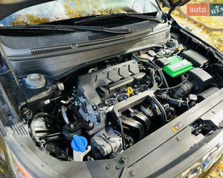 Черный Хендай Venue, объемом двигателя 1.59 л и пробегом 147 тыс. км за 14500 $, фото 19 на Automoto.ua