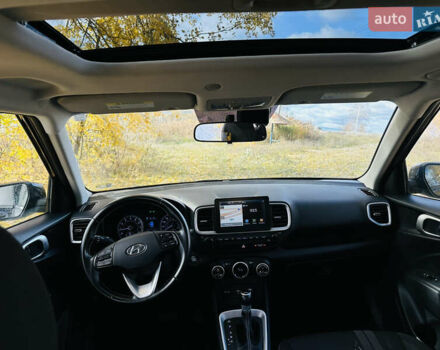 Черный Хендай Venue, объемом двигателя 1.59 л и пробегом 147 тыс. км за 14500 $, фото 14 на Automoto.ua
