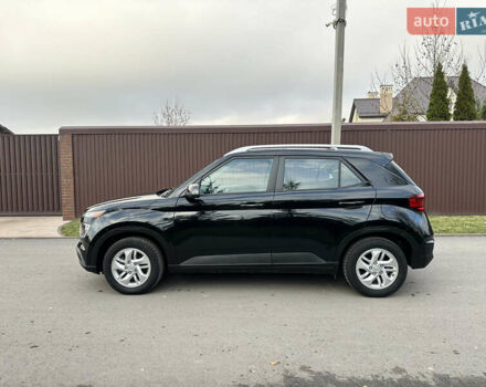 Черный Хендай Venue, объемом двигателя 1.59 л и пробегом 133 тыс. км за 14600 $, фото 5 на Automoto.ua