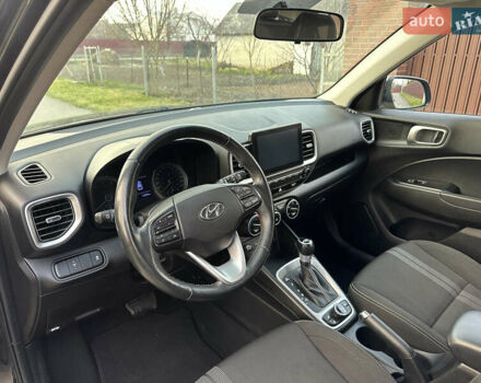 Черный Хендай Venue, объемом двигателя 1.59 л и пробегом 133 тыс. км за 14600 $, фото 34 на Automoto.ua