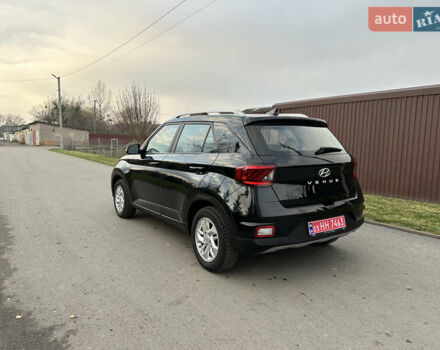 Черный Хендай Venue, объемом двигателя 1.59 л и пробегом 133 тыс. км за 14600 $, фото 7 на Automoto.ua
