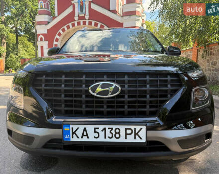 Черный Хендай Venue, объемом двигателя 1.59 л и пробегом 49 тыс. км за 18300 $, фото 1 на Automoto.ua