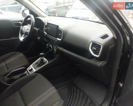 Черный Хендай Venue, объемом двигателя 1.6 л и пробегом 40 тыс. км за 11699 $, фото 15 на Automoto.ua