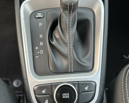 Черный Хендай Venue, объемом двигателя 1.59 л и пробегом 133 тыс. км за 14600 $, фото 39 на Automoto.ua