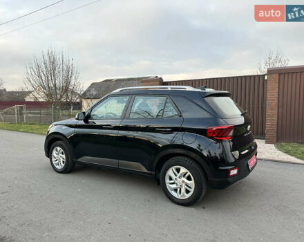 Черный Хендай Venue, объемом двигателя 1.59 л и пробегом 133 тыс. км за 14600 $, фото 15 на Automoto.ua