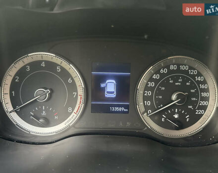 Черный Хендай Venue, объемом двигателя 1.59 л и пробегом 133 тыс. км за 14600 $, фото 38 на Automoto.ua