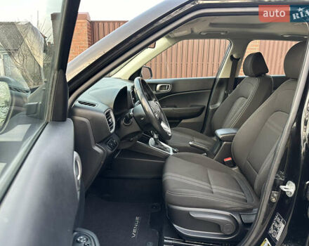 Черный Хендай Venue, объемом двигателя 1.59 л и пробегом 133 тыс. км за 14600 $, фото 33 на Automoto.ua