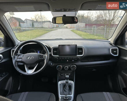 Черный Хендай Venue, объемом двигателя 1.59 л и пробегом 133 тыс. км за 14600 $, фото 35 на Automoto.ua