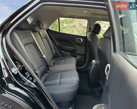 Черный Хендай Venue, объемом двигателя 1.59 л и пробегом 133 тыс. км за 14600 $, фото 45 на Automoto.ua