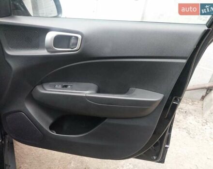 Черный Хендай Venue, объемом двигателя 1.6 л и пробегом 40 тыс. км за 11699 $, фото 17 на Automoto.ua