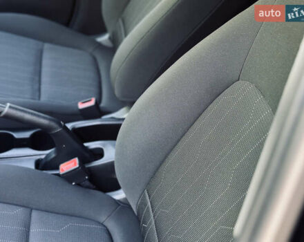 Черный Хендай Venue, объемом двигателя 1.6 л и пробегом 56 тыс. км за 12900 $, фото 43 на Automoto.ua