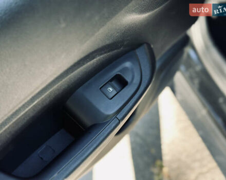 Черный Хендай Venue, объемом двигателя 1.6 л и пробегом 56 тыс. км за 12900 $, фото 33 на Automoto.ua