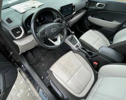 Чорний Хендай Venue, об'ємом двигуна 1.6 л та пробігом 72 тис. км за 10100 $, фото 9 на Automoto.ua
