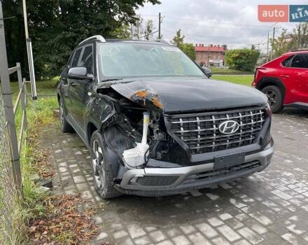 Черный Хендай Venue, объемом двигателя 1.6 л и пробегом 72 тыс. км за 10100 $, фото 2 на Automoto.ua