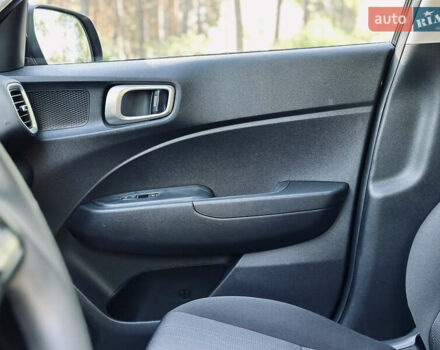 Черный Хендай Venue, объемом двигателя 1.6 л и пробегом 56 тыс. км за 12900 $, фото 65 на Automoto.ua