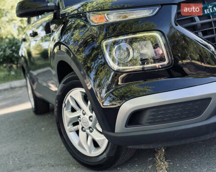 Черный Хендай Venue, объемом двигателя 1.6 л и пробегом 56 тыс. км за 12900 $, фото 28 на Automoto.ua