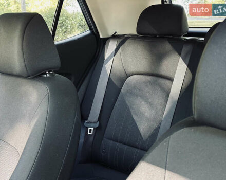 Черный Хендай Venue, объемом двигателя 1.6 л и пробегом 56 тыс. км за 12900 $, фото 64 на Automoto.ua