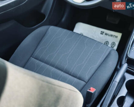 Черный Хендай Venue, объемом двигателя 1.6 л и пробегом 56 тыс. км за 12900 $, фото 59 на Automoto.ua